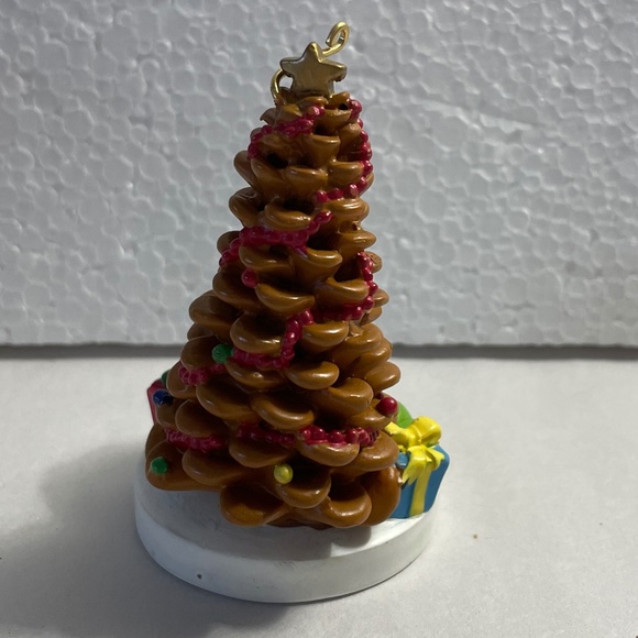 Dayspring Hermie & Friends Ornament Hermies First Christmas Luke 2:14 Max Lucado - Picture 4 of 11